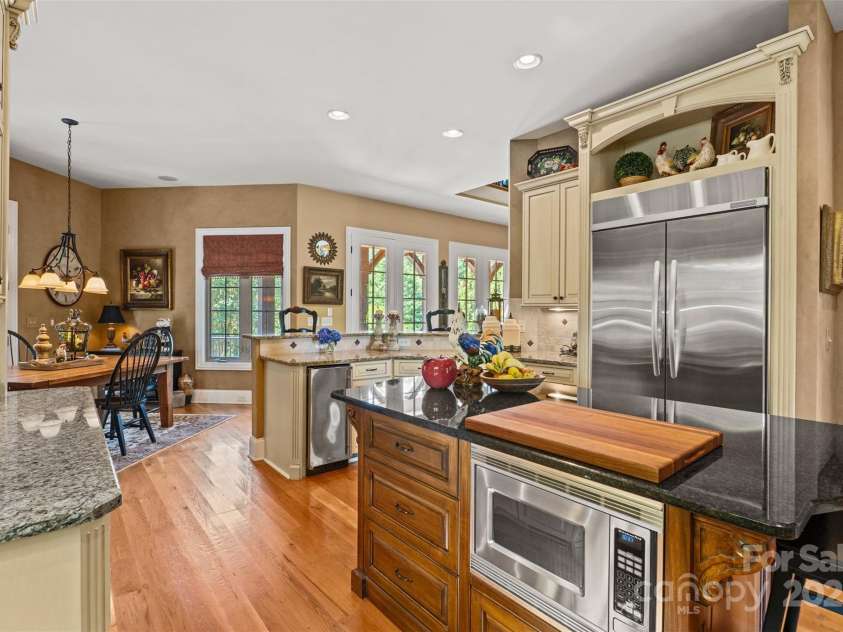 5112 Mill Race Lane, Lancaster, SC 29720.  MLS# CAR4271283, YatesRealty ID 22484. Kitchen