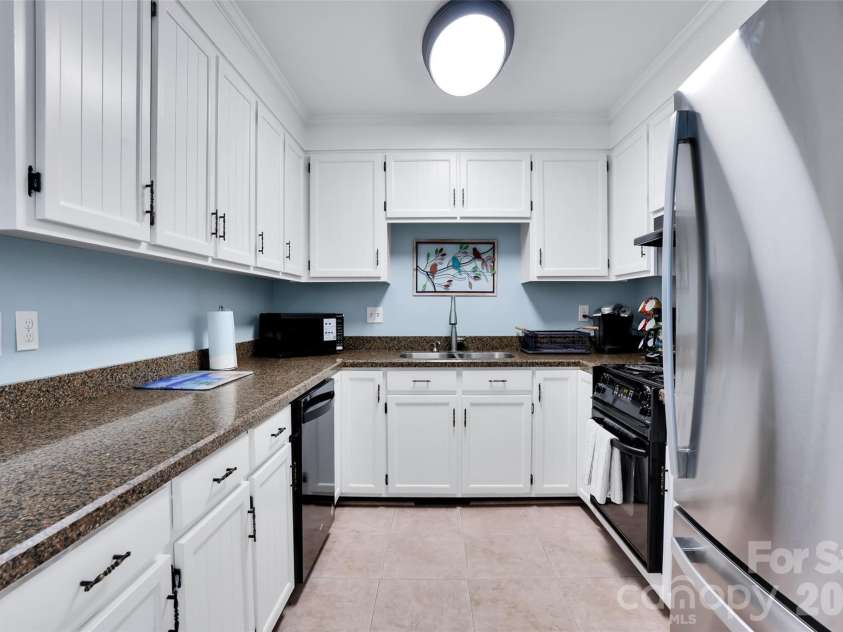 1013 Carolina Beach Avenue, Carolina Beach, NC 28428.  MLS# CAR4376082, YatesRealty ID 22485. 