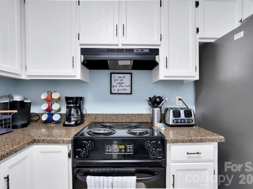1013 Carolina Beach Avenue, Carolina Beach, NC 28428.  MLS# CAR4376082, YatesRealty ID 22485. 