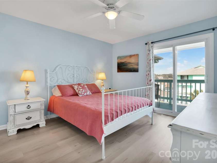 1013 Carolina Beach Avenue, Carolina Beach, NC 28428.  MLS# CAR4376082, YatesRealty ID 22485. 