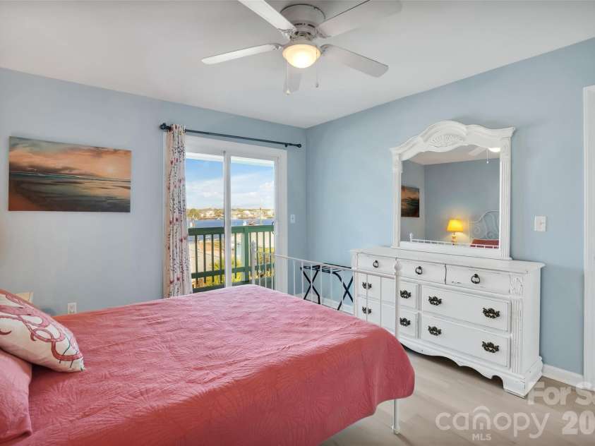 1013 Carolina Beach Avenue, Carolina Beach, NC 28428.  MLS# CAR4376082, YatesRealty ID 22485. 