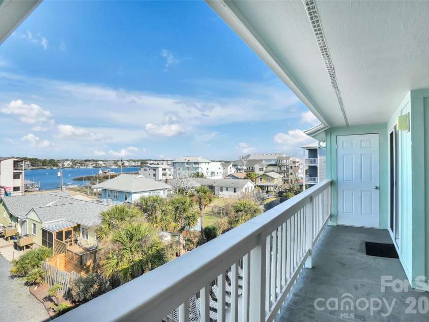 1013 Carolina Beach Avenue, Carolina Beach, NC 28428.  MLS# CAR4376082, YatesRealty ID 22485. 