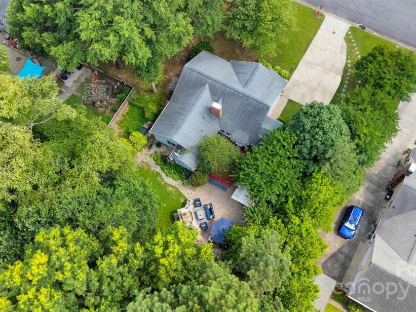 666 Tryon Place, Gastonia, NC 28054.  MLS# CAR4275470, YatesRealty ID 22489. 