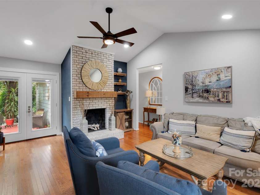 666 Tryon Place, Gastonia, NC 28054.  MLS# CAR4275470, YatesRealty ID 22489. 