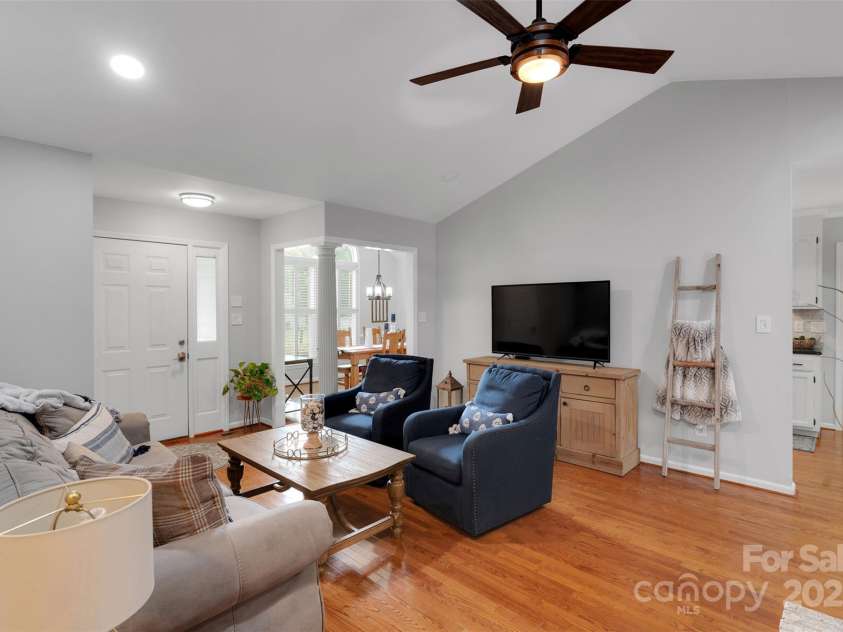 666 Tryon Place, Gastonia, NC 28054.  MLS# CAR4275470, YatesRealty ID 22489. 