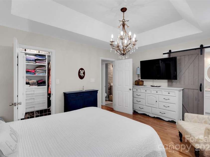 666 Tryon Place, Gastonia, NC 28054.  MLS# CAR4275470, YatesRealty ID 22489. 