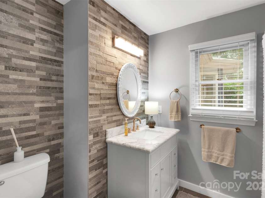 666 Tryon Place, Gastonia, NC 28054.  MLS# CAR4275470, YatesRealty ID 22489. 