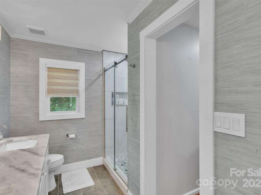 666 Tryon Place, Gastonia, NC 28054.  MLS# CAR4275470, YatesRealty ID 22489. 