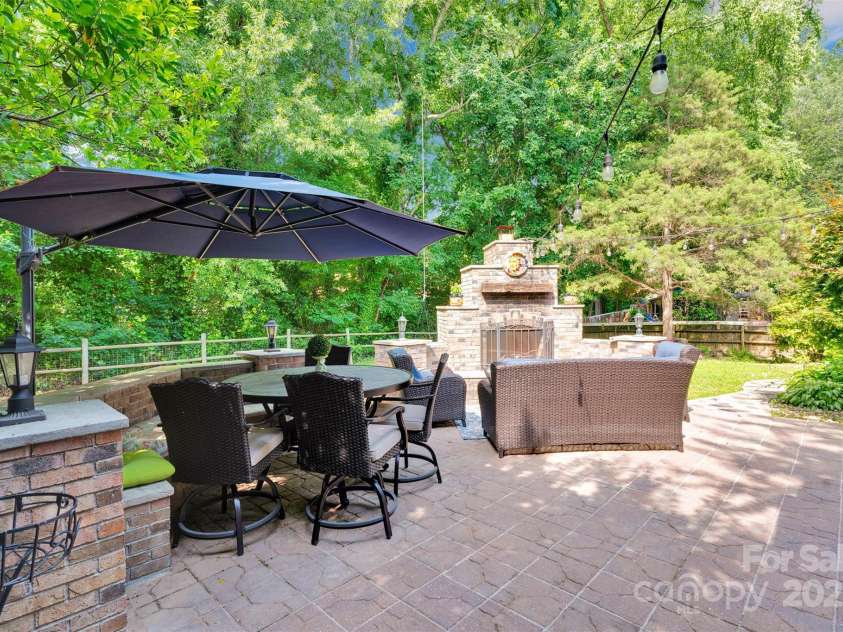 666 Tryon Place, Gastonia, NC 28054.  MLS# CAR4275470, YatesRealty ID 22489. 