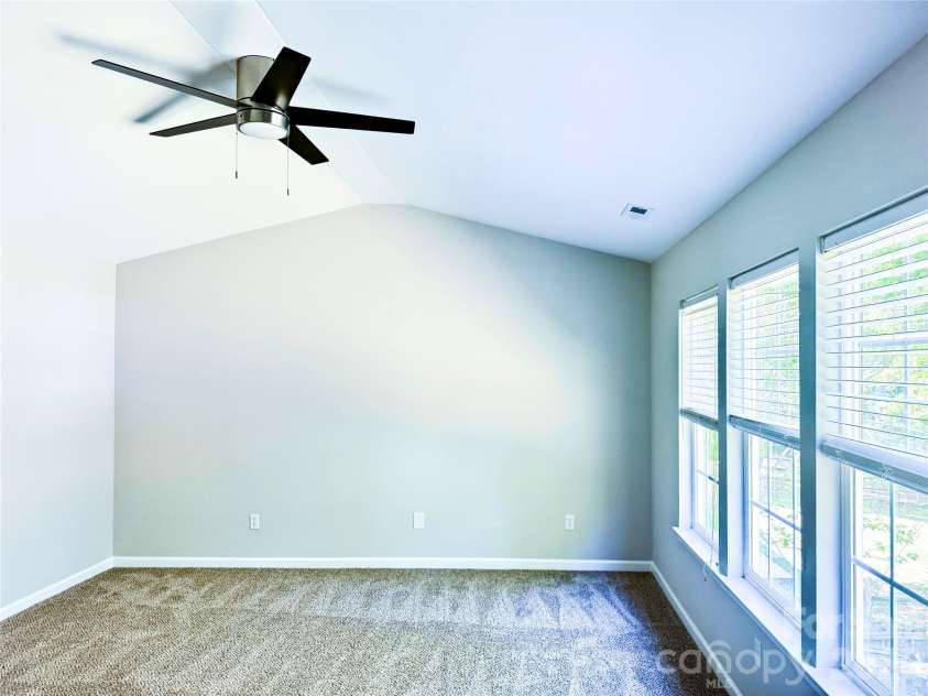 7519 Eurostar Drive, Charlotte, NC 28213.  MLS# CAR4368491, YatesRealty ID 22489. Master 2
