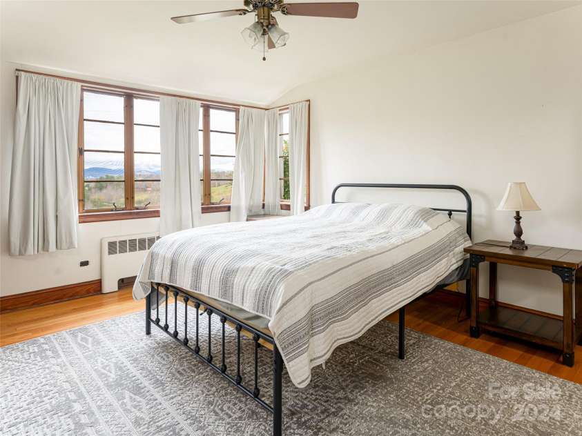 120 & 72 Fordbrook Road, Asheville, NC 28806.  MLS# CAR4205385, YatesRealty ID 2249. 