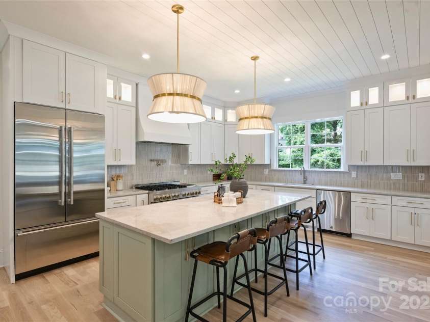 5010 Ohm Lane, Charlotte, NC 28270.  MLS# CAR4306618, YatesRealty ID 2249. 