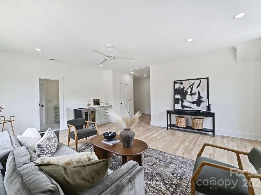 5010 Ohm Lane, Charlotte, NC 28270.  MLS# CAR4306618, YatesRealty ID 2249. Bonus room w beverage fridge and sink