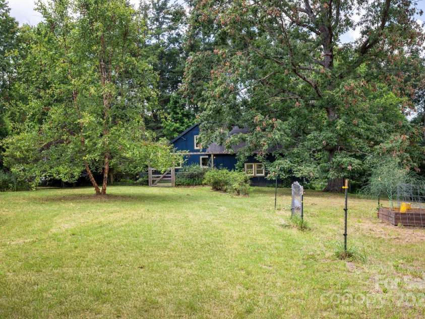 136 Graveyard Road, Fairview, NC 28730.  MLS# CAR4275658, YatesRealty ID 22490. 