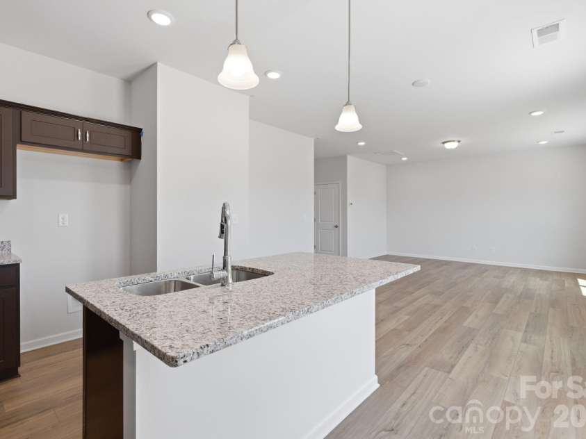 5694 Hagler Loop, Catawba, NC 28609.  MLS# CAR4371666, YatesRealty ID 22491. 