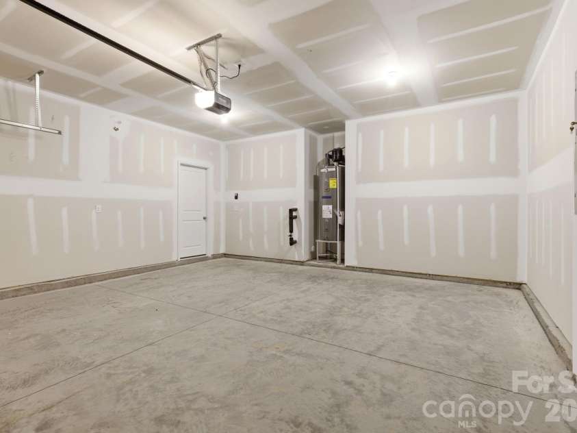 5694 Hagler Loop, Catawba, NC 28609.  MLS# CAR4371666, YatesRealty ID 22491. 