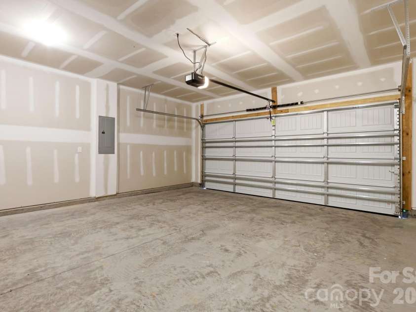 5694 Hagler Loop, Catawba, NC 28609.  MLS# CAR4371666, YatesRealty ID 22491. 