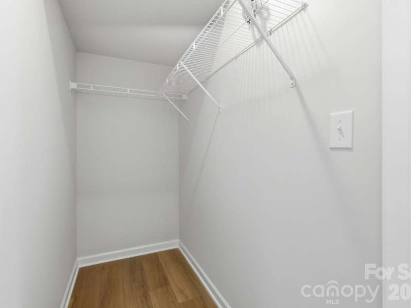 5694 Hagler Loop, Catawba, NC 28609.  MLS# CAR4371666, YatesRealty ID 22491. 
