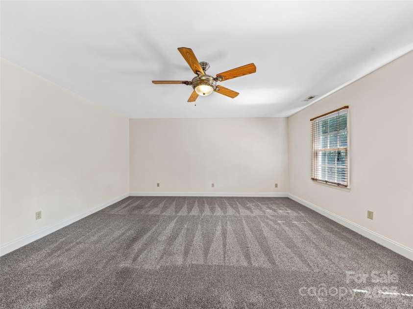 12 Whitleigh Court, Arden, NC 28704.  MLS# CAR4275811, YatesRealty ID 22492. 