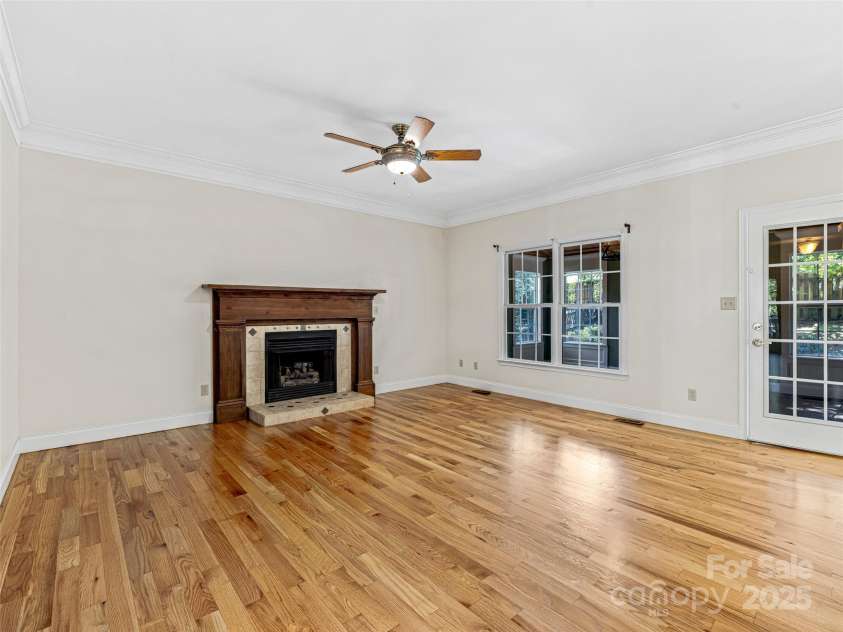 12 Whitleigh Court, Arden, NC 28704.  MLS# CAR4275811, YatesRealty ID 22492. Family Room