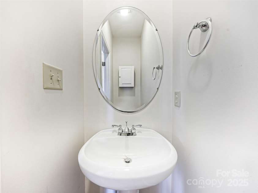 12 Whitleigh Court, Arden, NC 28704.  MLS# CAR4275811, YatesRealty ID 22492. Main Floor Powder Room