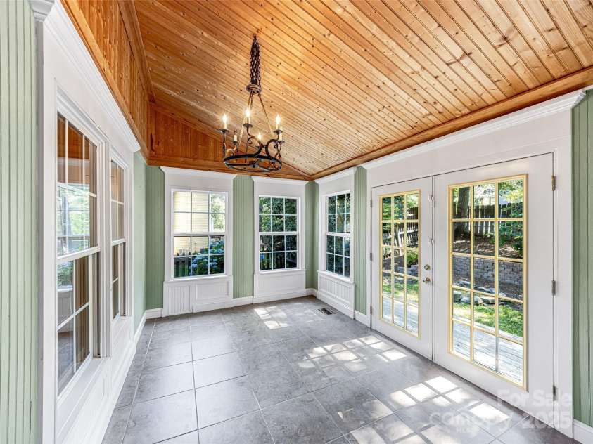 12 Whitleigh Court, Arden, NC 28704.  MLS# CAR4275811, YatesRealty ID 22492. Sun Room