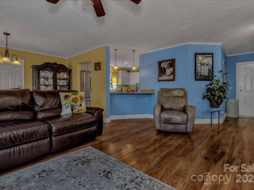 102 Hazy Day Road, Swannanoa, NC 28778.  MLS# CAR4275819, YatesRealty ID 22493. 