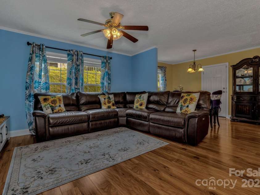 102 Hazy Day Road, Swannanoa, NC 28778.  MLS# CAR4275819, YatesRealty ID 22493. 