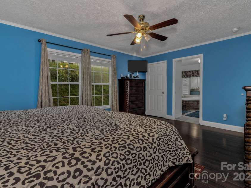 102 Hazy Day Road, Swannanoa, NC 28778.  MLS# CAR4275819, YatesRealty ID 22493. 