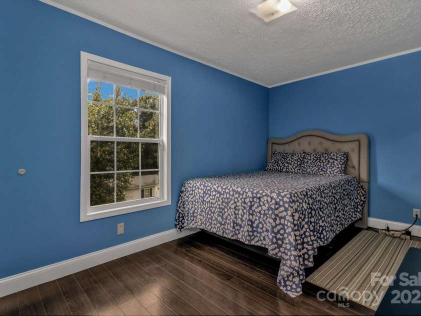 102 Hazy Day Road, Swannanoa, NC 28778.  MLS# CAR4275819, YatesRealty ID 22493. 