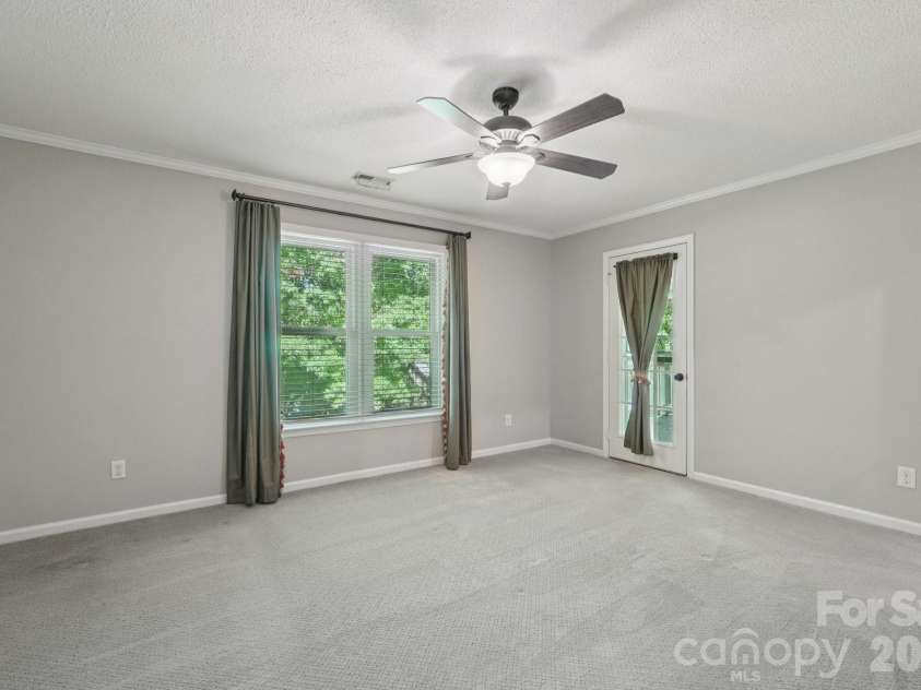 1741 Robinwood Road, Gastonia, NC 28054.  MLS# CAR4325004, YatesRealty ID 22494. 