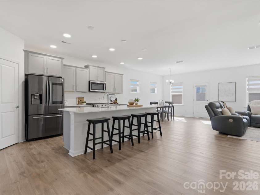 11126 Glasden Road, Charlotte, NC 28278.  MLS# CAR4393781, YatesRealty ID 22495. 