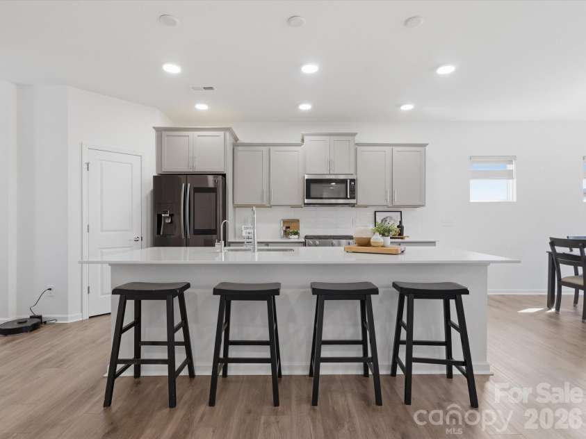 11126 Glasden Road, Charlotte, NC 28278.  MLS# CAR4393781, YatesRealty ID 22495. 