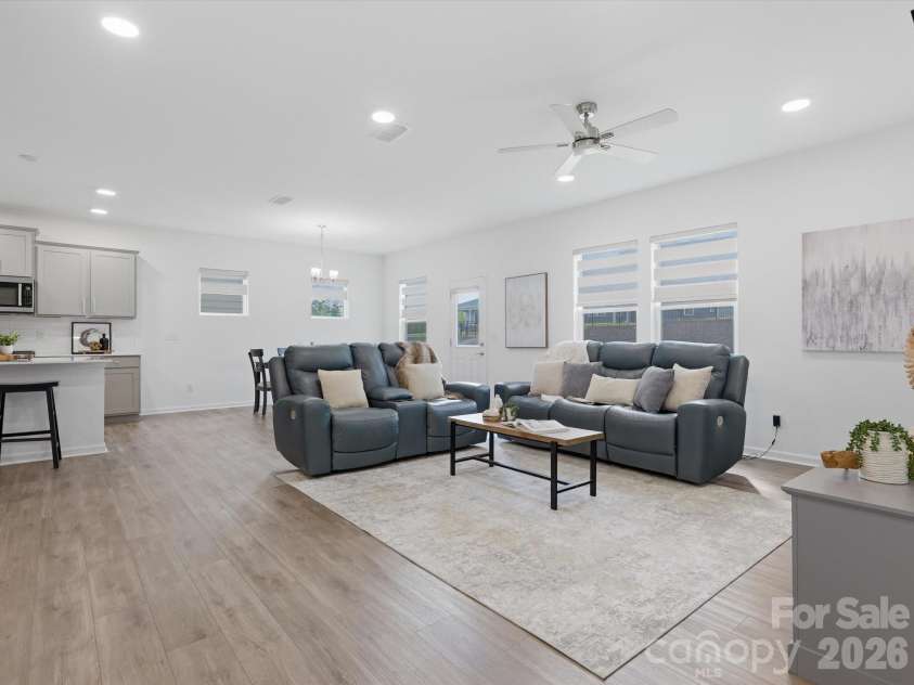 11126 Glasden Road, Charlotte, NC 28278.  MLS# CAR4393781, YatesRealty ID 22495. 