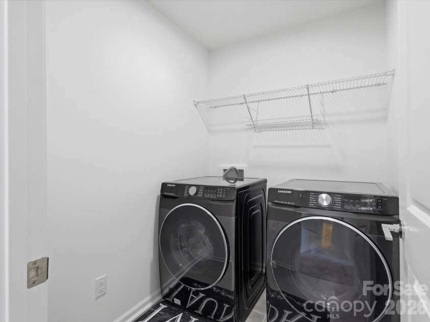 11126 Glasden Road, Charlotte, NC 28278.  MLS# CAR4393781, YatesRealty ID 22495. 
