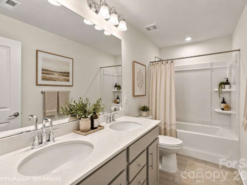 11126 Glasden Road, Charlotte, NC 28278.  MLS# CAR4435200, YatesRealty ID 22495. Virtually Staged