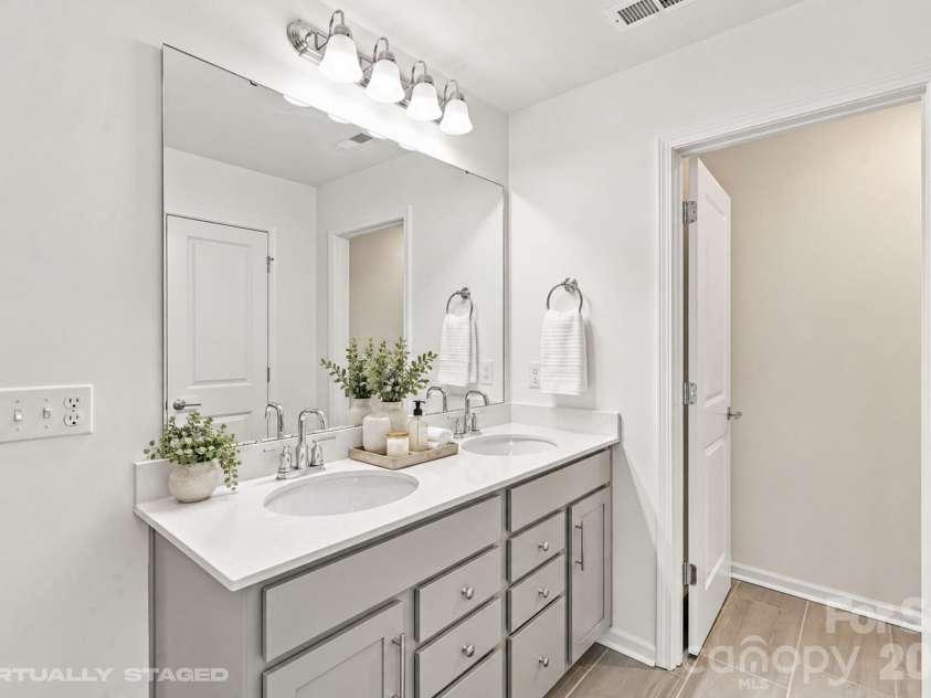 11126 Glasden Road, Charlotte, NC 28278.  MLS# CAR4435200, YatesRealty ID 22495. Virtually Staged