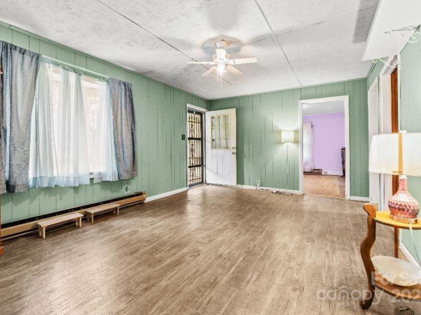 3325 Deerbrook Road, Lenoir, NC 28645.  MLS# CAR4270737, YatesRealty ID 22495. 