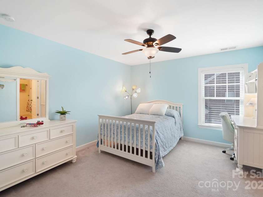 4009 Oxford Mill Road, Waxhaw, NC 28173.  MLS# CAR4267673, YatesRealty ID 22496. 4th bedroom with full bath