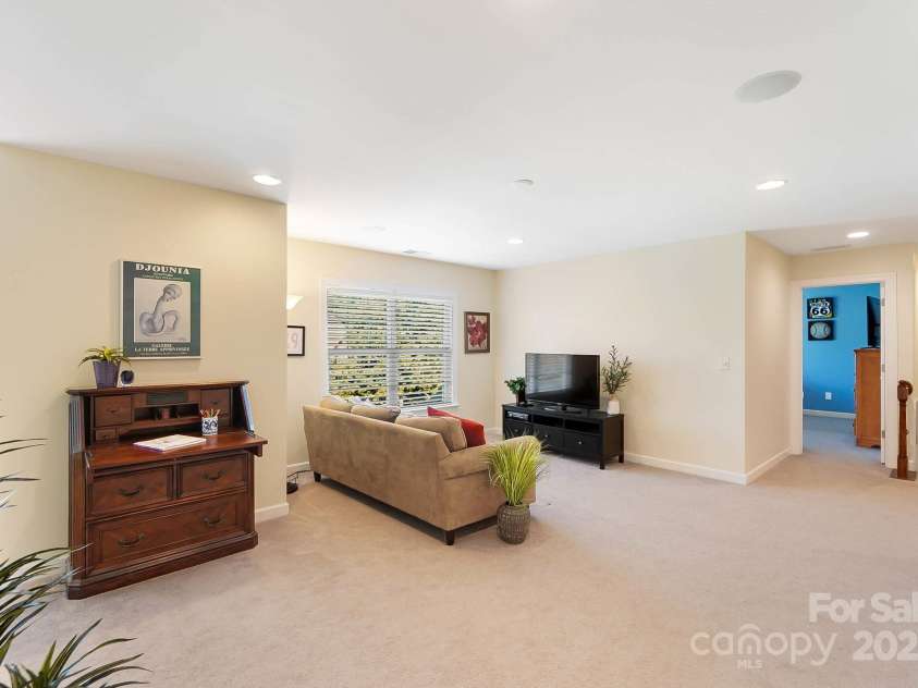 4009 Oxford Mill Road, Waxhaw, NC 28173.  MLS# CAR4267673, YatesRealty ID 22496. 