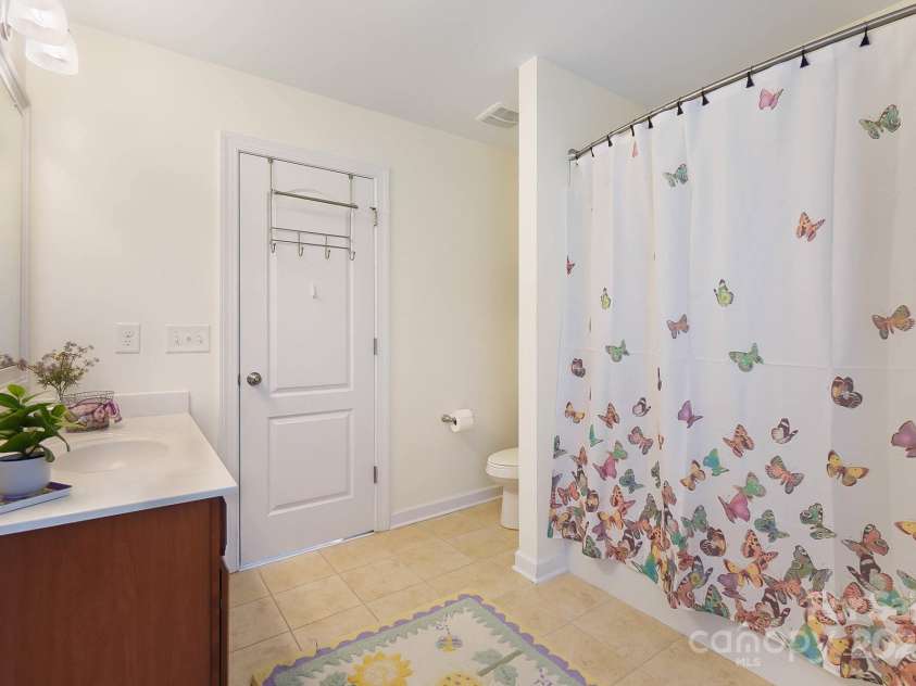 4009 Oxford Mill Road, Waxhaw, NC 28173.  MLS# CAR4267673, YatesRealty ID 22496. 