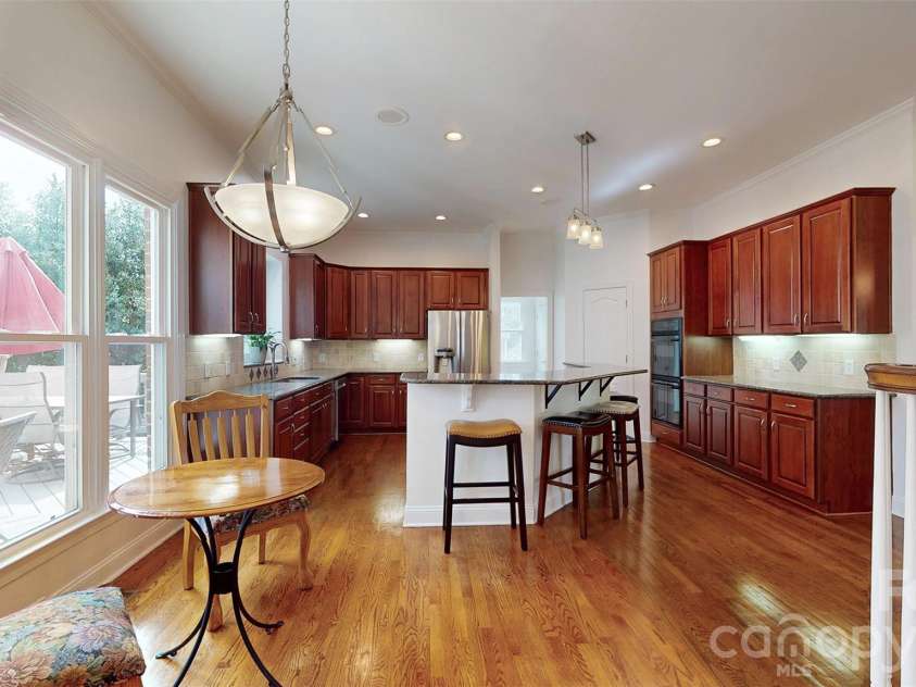 5423 Piper Glen Drive, Charlotte, NC 28277.  MLS# CAR4356760, YatesRealty ID 22496. 