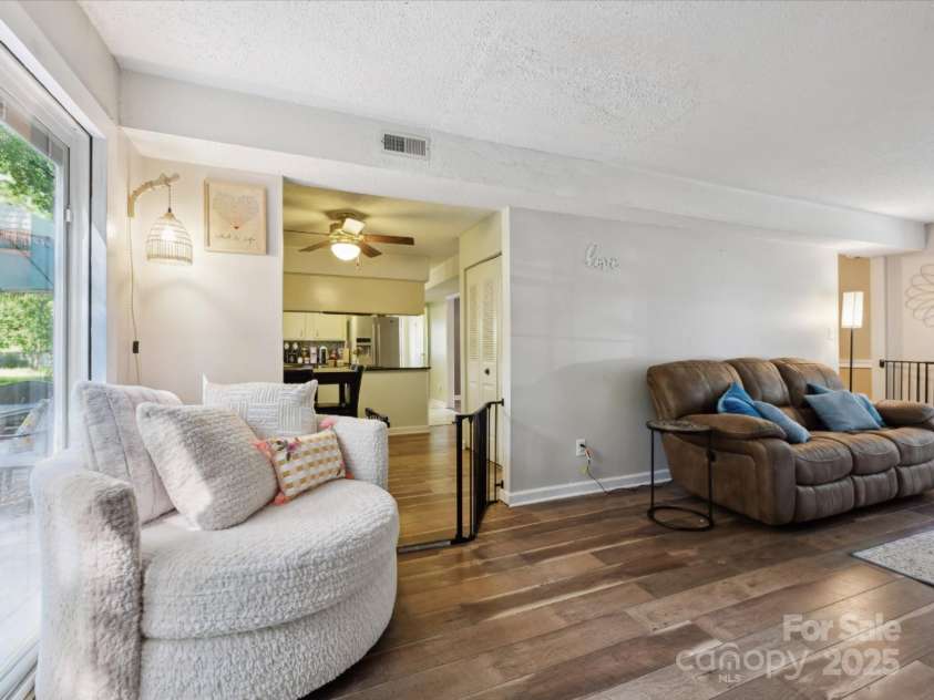 11718 Battery Place, Charlotte, NC 28273.  MLS# CAR4258299, YatesRealty ID 22497. 