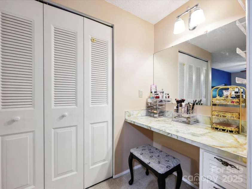 11718 Battery Place, Charlotte, NC 28273.  MLS# CAR4258299, YatesRealty ID 22497. 