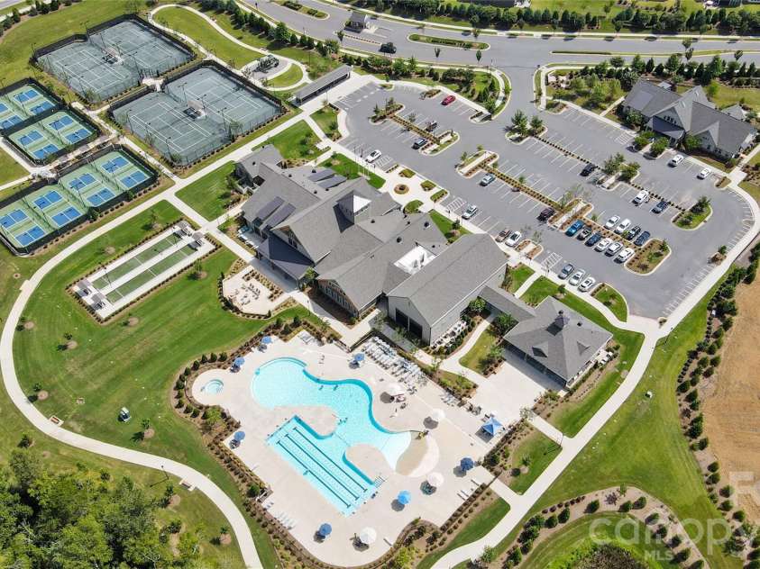 685 Birchway Drive, Fort Mill, SC 29715.  MLS# CAR4356947, YatesRealty ID 22497. Amazing Amenities