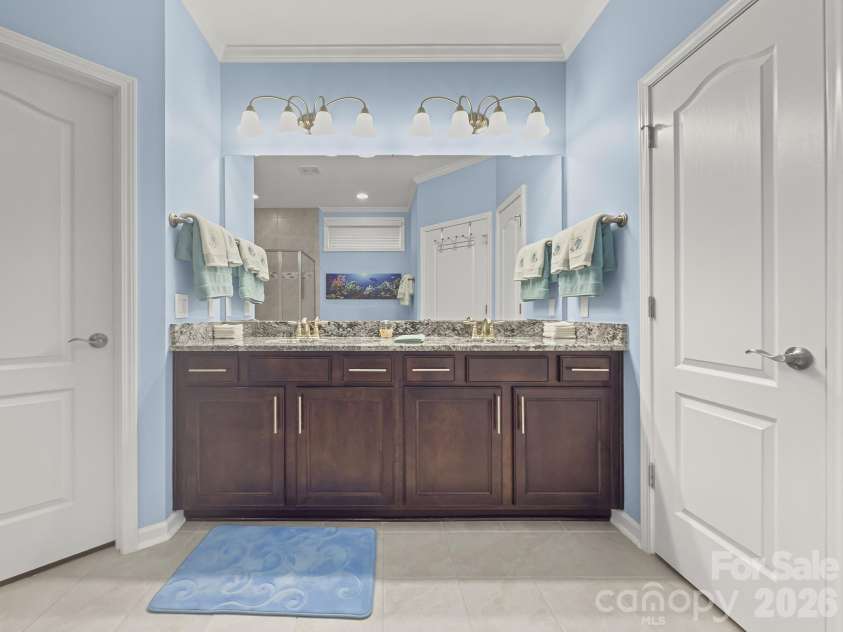 685 Birchway Drive, Fort Mill, SC 29715.  MLS# CAR4356947, YatesRealty ID 22497. Primary Bath