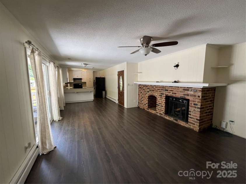 511 Evelyn Avenue, Kannapolis, NC 28083.  MLS# CAR4260364, YatesRealty ID 22498. 