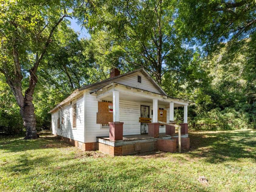 3444 Marvin Road, Charlotte, NC 28211.  MLS# CAR4190106, YatesRealty ID 225. 