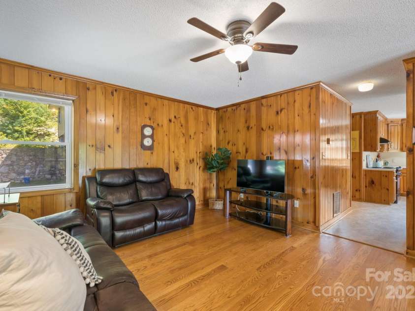 505 Old Home Place Drive, Marshall, NC 28753.  MLS# CAR4207123, YatesRealty ID 225. 