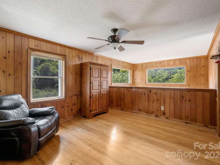 505 Old Home Place Drive, Marshall, NC 28753.  MLS# CAR4207123, YatesRealty ID 225. 
